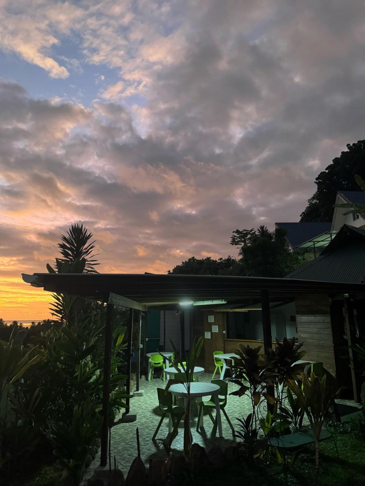 Fare Arana Moorea Guesthouse Atiha Exterior foto